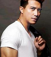 http://margit2.hu/forumba-alairasok/aaron-aziz.jpg