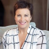 http://margit2.hu/forumba-alairasok/abel-anita1.jpg