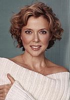 http://margit2.hu/forumba-alairasok/annette-bening2.jpg
