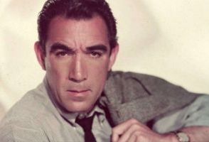 http://margit2.hu/forumba-alairasok/anthony-quinn.jpg