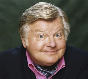 http://margit2.hu/forumba-alairasok/benny-hill.jpg