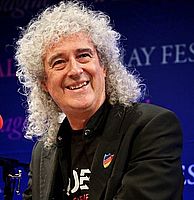 http://margit2.hu/forumba-alairasok/brian-may3.jpg