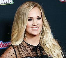 http://margit2.hu/forumba-alairasok/carrie-underwood.jpg