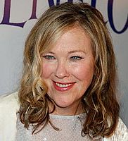 http://margit2.hu/forumba-alairasok/catherine-ohara3.jpg