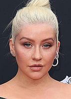 http://margit2.hu/forumba-alairasok/christina-aguilera1.jpg
