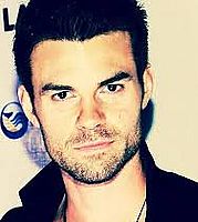 http://margit2.hu/forumba-alairasok/daniel-gillies2.jpg