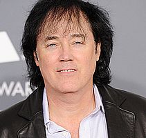 http://margit2.hu/forumba-alairasok/david-lee-murphy2.jpg