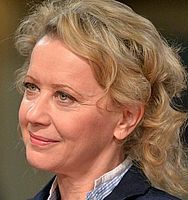 http://margit2.hu/forumba-alairasok/eszenyi-eniko2.jpg