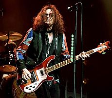 http://margit2.hu/forumba-alairasok/glenn-hughes1.jpg