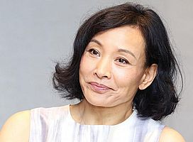http://margit2.hu/forumba-alairasok/joan-chen3.jpg