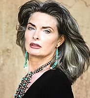 http://margit2.hu/forumba-alairasok/joan-severance3.jpg