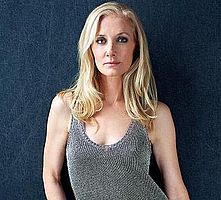 http://margit2.hu/forumba-alairasok/joely-richardson2.jpg