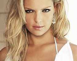 http://margit2.hu/forumba-alairasok/katherine-heigl2.jpg