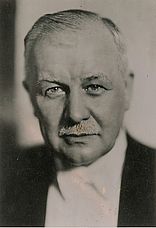 http://margit2.hu/forumba-alairasok/lehar-ferenc2.jpg
