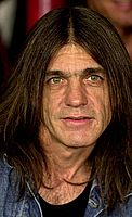 http://margit2.hu/forumba-alairasok/malcolm-young2.jpg
