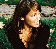 http://margit2.hu/forumba-alairasok/marla-sokoloff.jpg