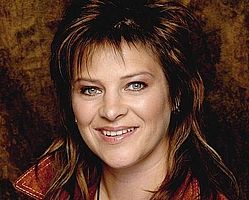 http://margit2.hu/forumba-alairasok/nicki3.jpg