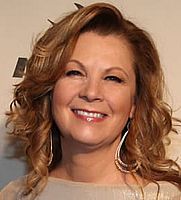 http://margit2.hu/forumba-alairasok/patty-loveless3.jpg