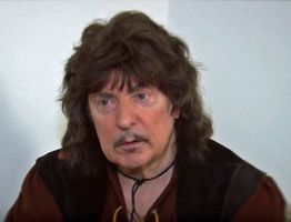 http://margit2.hu/forumba-alairasok/ritchie-blackmore2.jpg