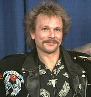 http://margit2.hu/forumba-alairasok/rudolf-schenker.jpg