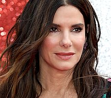 http://margit2.hu/forumba-alairasok/sandra-bullock1.jpg