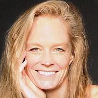 http://margit2.hu/forumba-alairasok/suzy-amis2.jpg