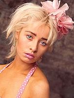 http://margit2.hu/forumba-alairasok/wendy-james1.jpg