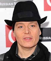 http://margit2.hu/forumba-kepek/adam-ant2.jpg