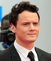 http://margit2.hu/forumba-kepek/anton-yelchin.jpg
