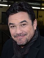 http://margit2.hu/forumba-kepek/dean-cain3.jpg