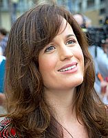 http://margit2.hu/forumba-kepek/elizabeth-reaser.jpg