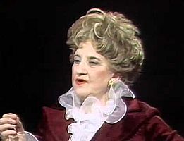 http://margit2.hu/forumba-kepek/hermione-gingold3.jpg