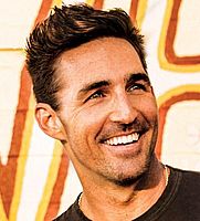 http://margit2.hu/forumba-kepek/jake-owen.jpg