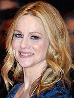 http://margit2.hu/forumba-kepek/laura-linney2.jpg