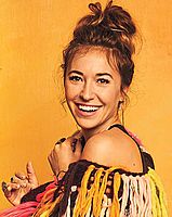 http://margit2.hu/forumba-kepek/lauren-daigle3.jpg