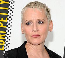 http://margit2.hu/forumba-kepek/lori-petty2.jpg