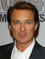 http://margit2.hu/forumba-kepek/martin-kemp2.jpg