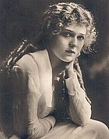 http://margit2.hu/forumba-kepek/mary-pickford.jpg
