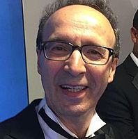 http://margit2.hu/forumba-kepek/roberto-benigni3.jpg
