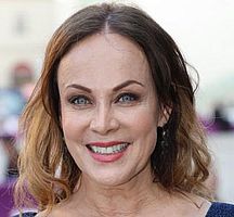 http://margit2.hu/forumba-kepek/sonja-kirchberger3.jpg
