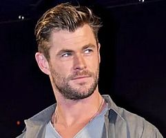 http://margit2.hu/forumba-kepek2/chris-hemsworth.jpg