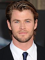 http://margit2.hu/forumba-kepek2/chris-hemsworth2.jpg