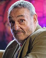 http://margit2.hu/forumba-kepek2/john-rhys-davies3.jpg