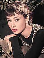 https://margit2.hu/forumba-alairasok/audrey-hepburn0.jpg
