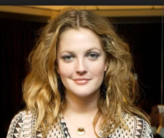 https://margit2.hu/forumba-alairasok/drew-barrymore2.jpg
