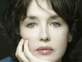 https://margit2.hu/forumba-alairasok/isabelle-adjani2.jpg