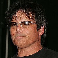 https://margit2.hu/forumba-alairasok/jimi-jamison3.jpg