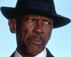https://margit2.hu/forumba-alairasok/louis-gossett.jr1.jpg