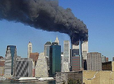 https://margit2.hu/forumba-alairasok/new-york-2001.09.11-world-trade-center.jpg