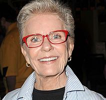 https://margit2.hu/forumba-alairasok/patty-duke2.jpg